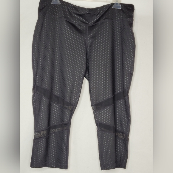 ID Ideology Gray Polka Dot Mesh Cropped Leggings - Women's XL - Picture 1 of 6